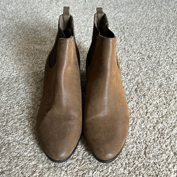 Jeanne Beker Ankle Booties - Picture 2 of 6